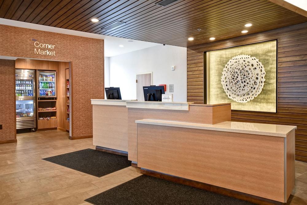 Fairfield Inn & Suites By Marriott Milwaukee North Glendale Eksteriør billede